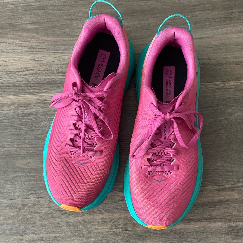 HOKA rincon 3 Size 6